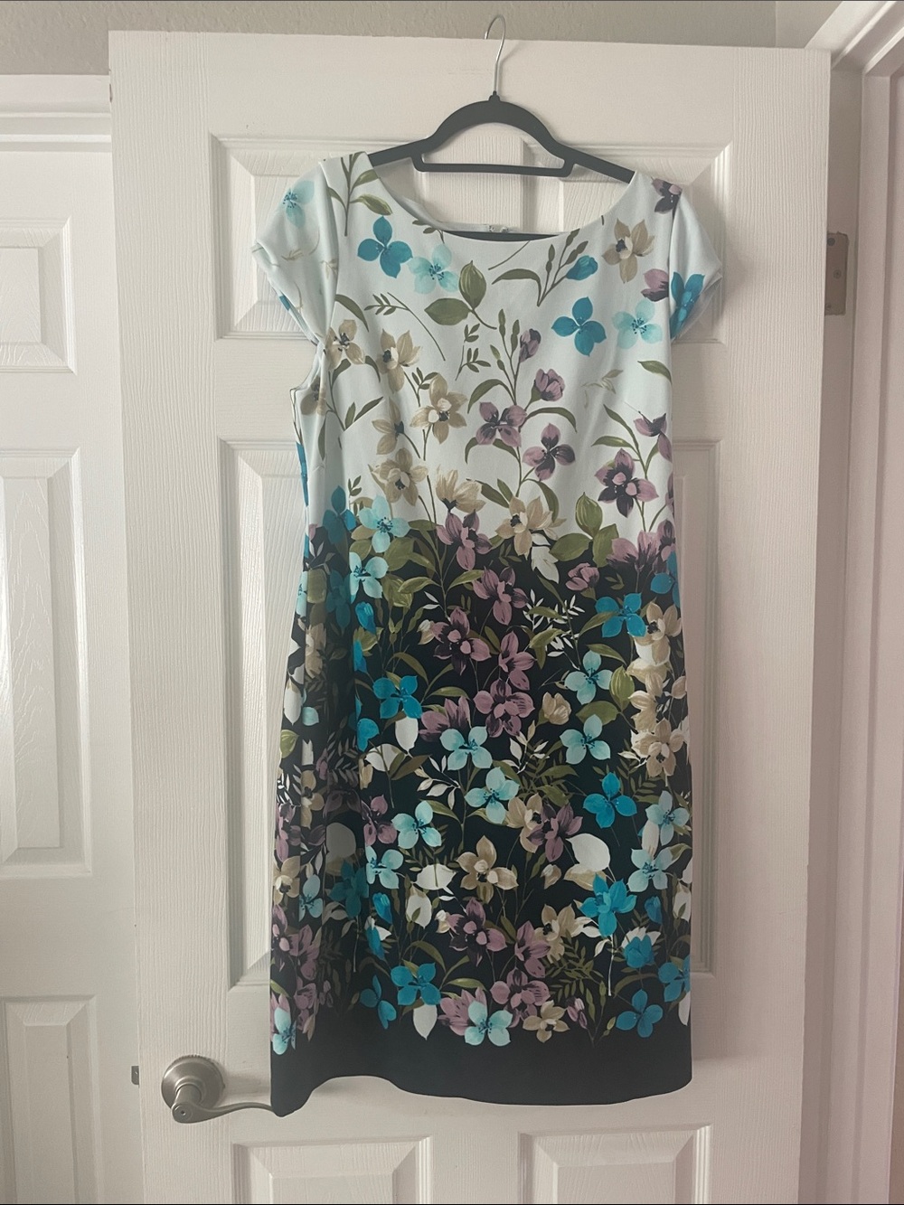 Eliza J Floral Gradient Shift Dress in White, Teal, Purple & Black